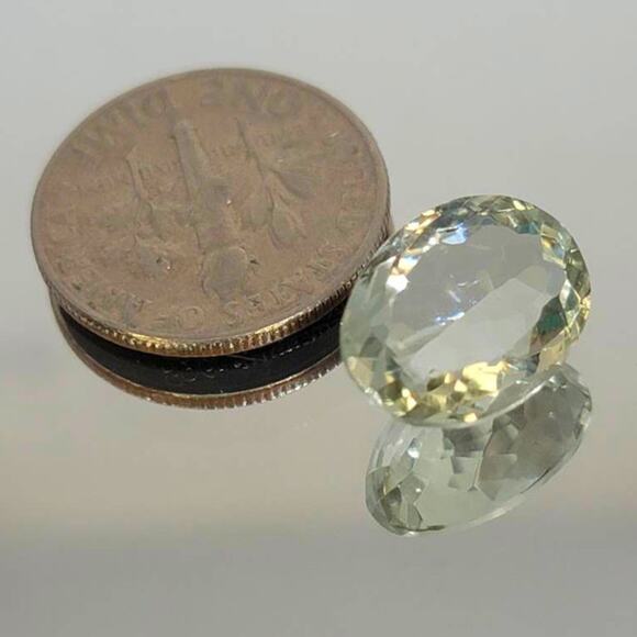 PERFECT Prasiolite (Green Amethyst)!! - Picture 7 of 11